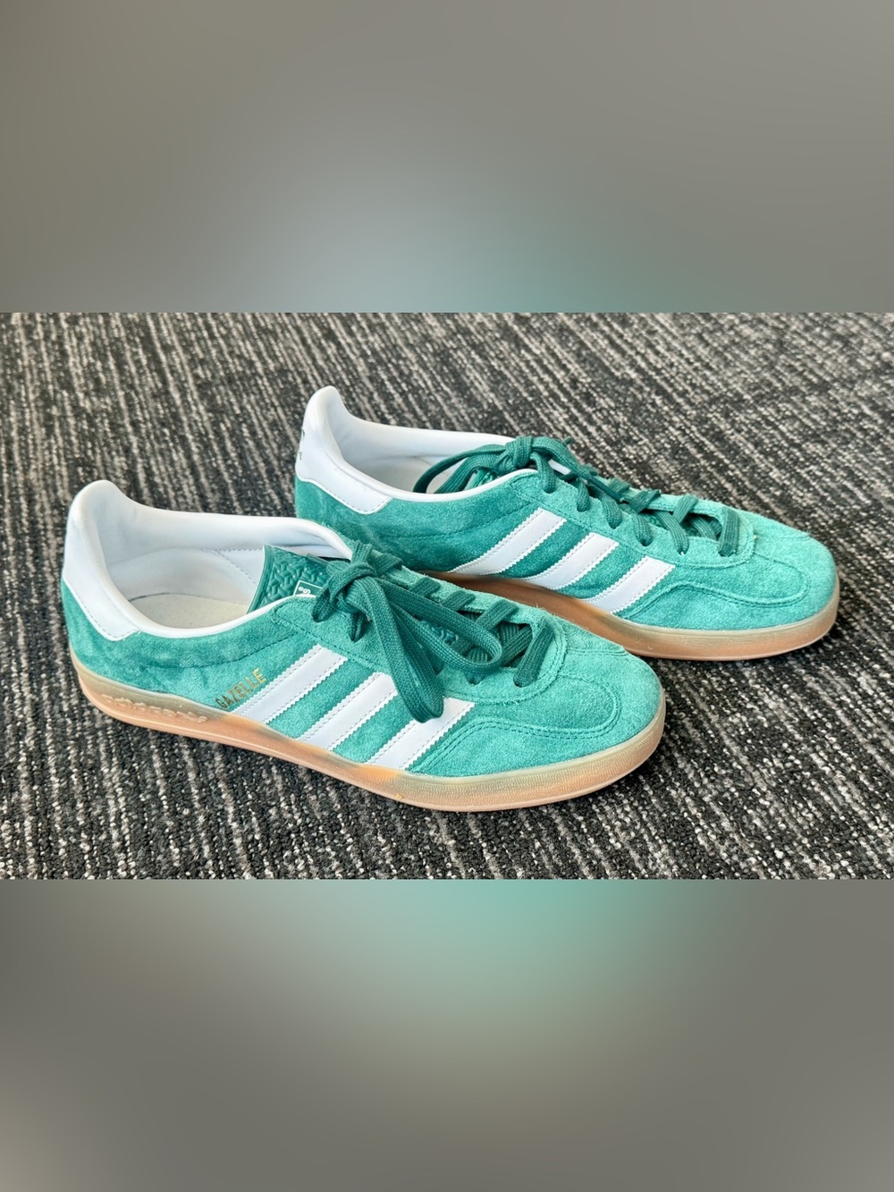 NWOT Adidas Gazelle Indoor Green Gum Sneakers Men’s 8 / Women’s 9